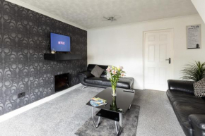 CAPRI 13 SA - 3 Bedroom House close to Loughborough University, EV car facilities, Free Parking, Free Wifi - Ask for contractor rates!
